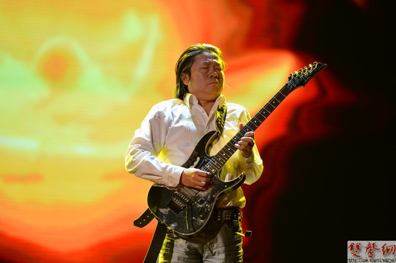 “音樂鬼才”卞留念回母校暢談科技引爆音樂革命