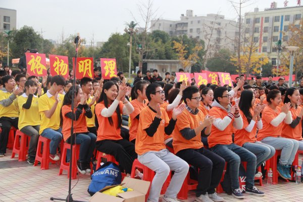 武漢電視臺《唱響武漢》大型電視公益活動走進(jìn)武漢工程大學(xué)