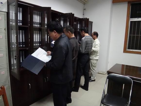 廣東石油化工學(xué)院深入成人教育教學(xué)站點(diǎn)開展招生與教學(xué)管理工作大檢查