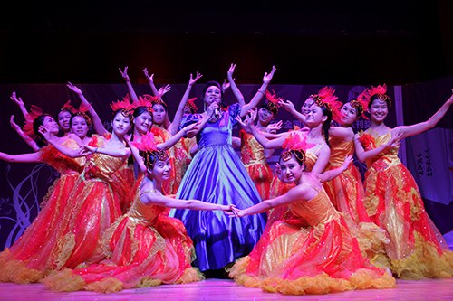 嶺南金雀飛   筑巢惠院三年