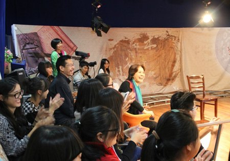 臺州學院首屆廣場話劇節(jié)在崇和門廣場舉行