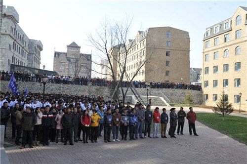 長春建筑學院舉辦“認識火災 學會逃生”消防演練活動