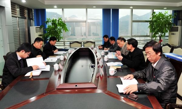 省畢業生就業辦來校檢查驗收2013年大學生創業培訓工作