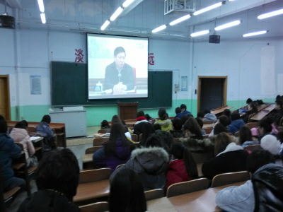 吉林農業科技學院學生掀起學習十八屆三中全會精神熱潮吉林農業科技學院學生掀起學習十八屆三中全會精神熱潮