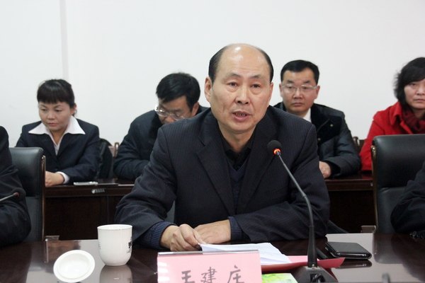 省招辦自考處領(lǐng)導(dǎo)蒞臨鄭州職業(yè)技術(shù)學(xué)院考察自考助學(xué)工作