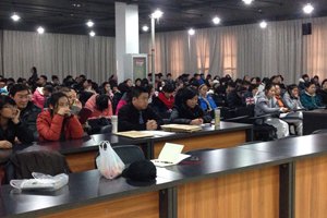 北京禮信年年餐飲公司執行董事顏丹一行三人來山東旅游職業學院講座