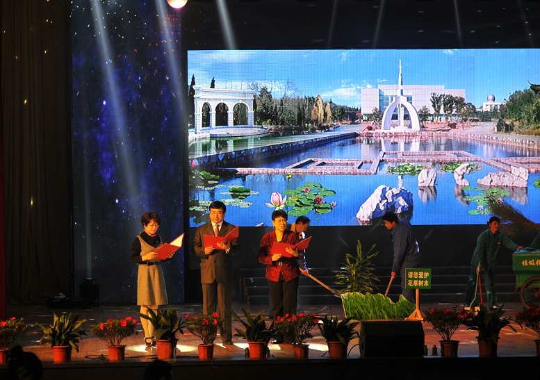 南京大學(xué)浦口校區(qū)啟用20周年暨金陵學(xué)院成立15周年慶祝晚會隆重舉行