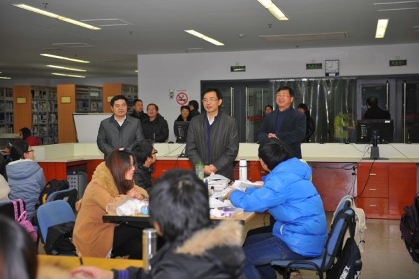 元旦前夕院領導親切慰問師生員工