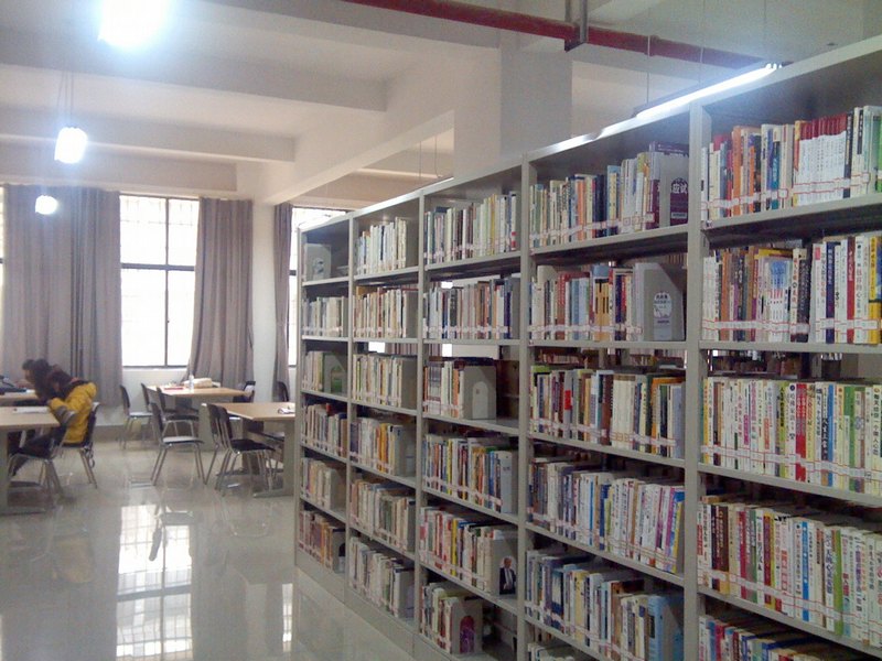 楊林校區圖書館新增閱覽室