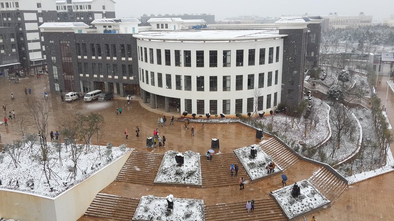 夢幻雪景 魅力商院