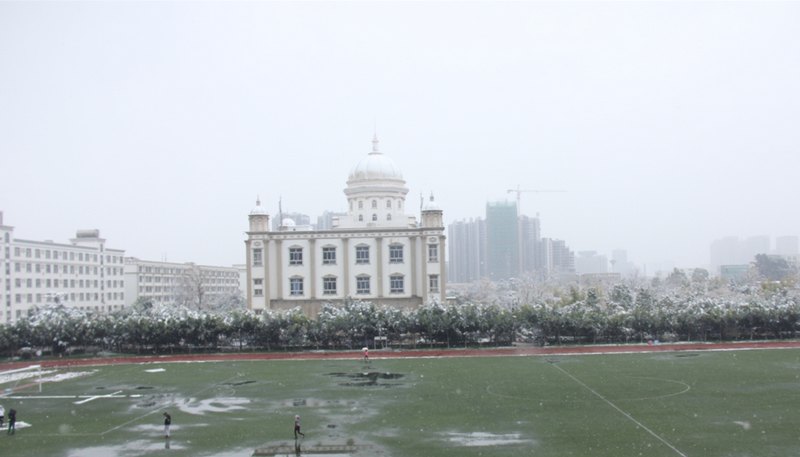 夢幻雪景 魅力商院