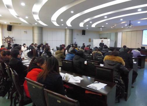 (圖文)搭建溝通橋梁   拓展就業(yè)市場——安徽工業(yè)大學(xué)工商學(xué)院舉行“才聚詩城”2013馬鞍山服務(wù)青年就業(yè)季活動