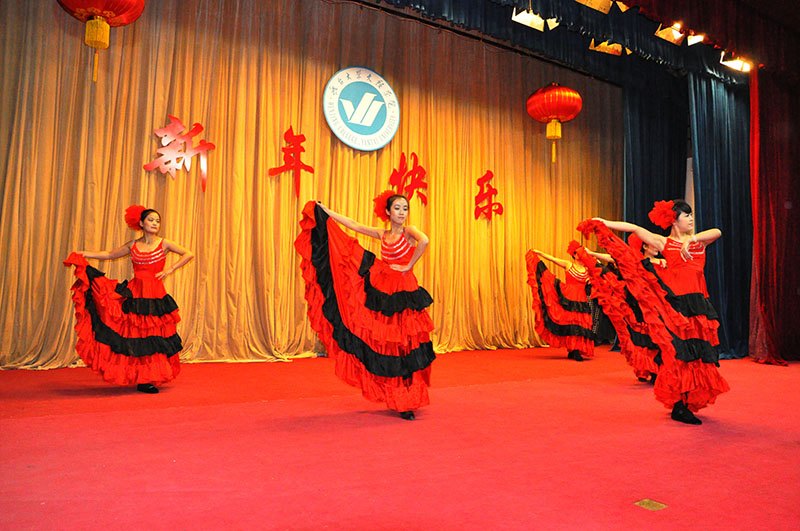 W(xu)Ժ2013ȹY(ji)ô(hu)e