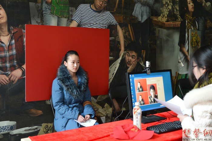 【圖片新聞】直擊南藝藝考報(bào)名現(xiàn)場(chǎng)