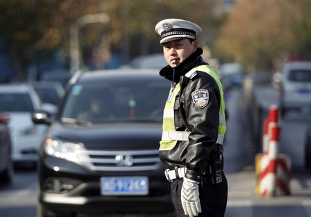 昔日體院學(xué)子今日最美交警