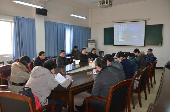 理學(xué)院召開2014年國家自然科學(xué)基金項目預(yù)審會