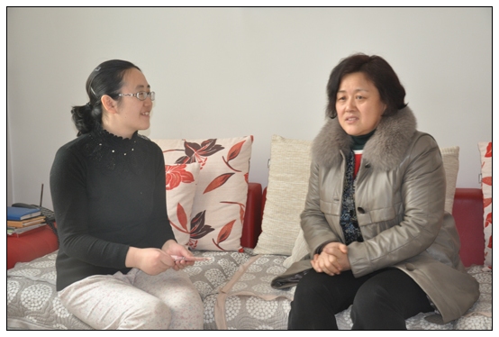 工會(huì)春節(jié)前夕慰問(wèn)困難教職工