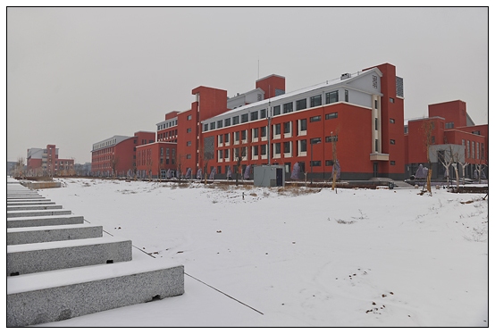 晉中學(xué)院新校區(qū)迎來(lái)第一次降雪