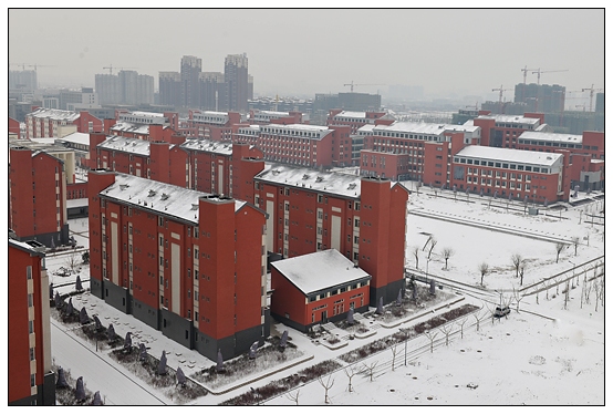 晉中學(xué)院新校區(qū)迎來(lái)第一次降雪