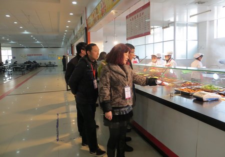 校愛衛會加強春季開學衛生防控工作