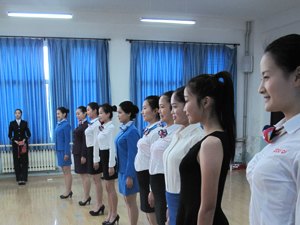 山東旅游職業(yè)學(xué)院2014年航空服務(wù)專(zhuān)業(yè)招生面試工作順利完成