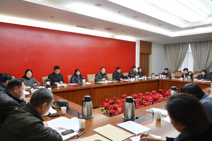 校黨委召開黨建工作專題會