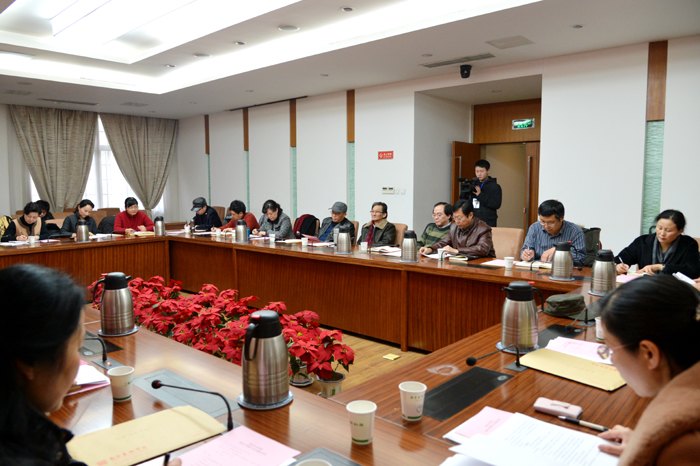 校黨委召開黨建工作專題會