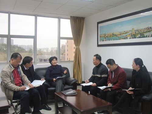 李韶春副書記部署2014年校友工作