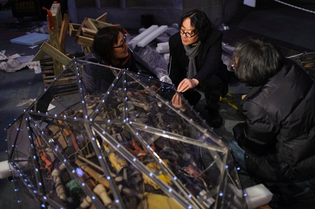 徐冰《鳳凰》亮相紐約圣約翰大教堂