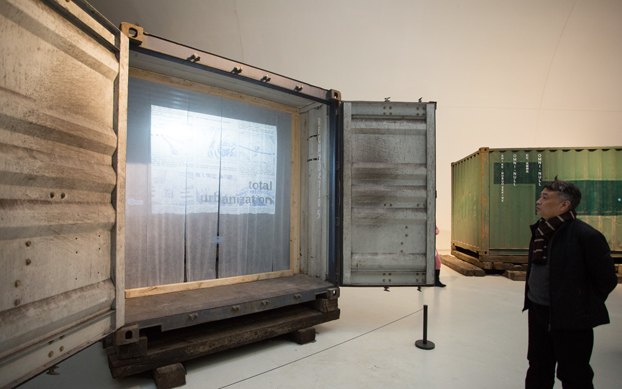 無形的手 聚焦策展:CAFAM雙年展“無形的手:策展作為立場”開幕