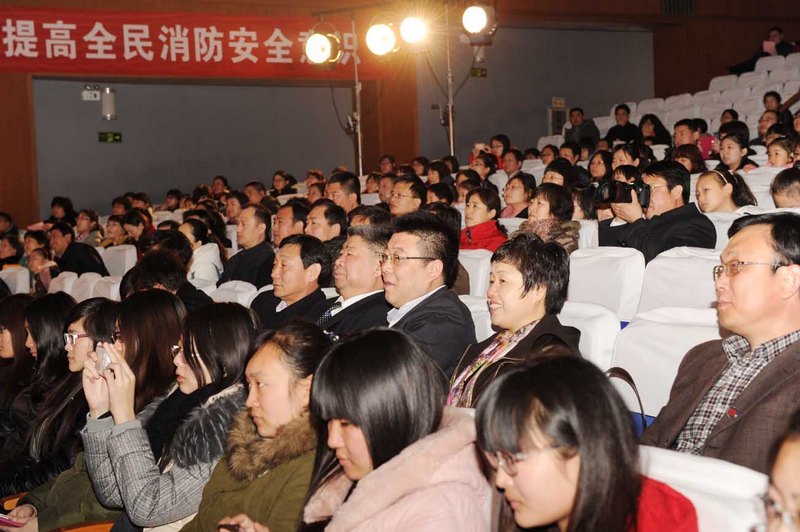 I݌WԺekdI(y)yбc?չLˇg