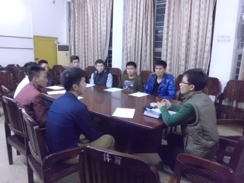 體育學(xué)系成功舉辦退伍士兵座談會(huì)