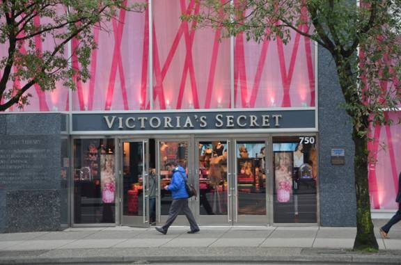 【加拿大中國青年領袖訓練營報道二十二】再跨一步,我們就能擁抱世界!