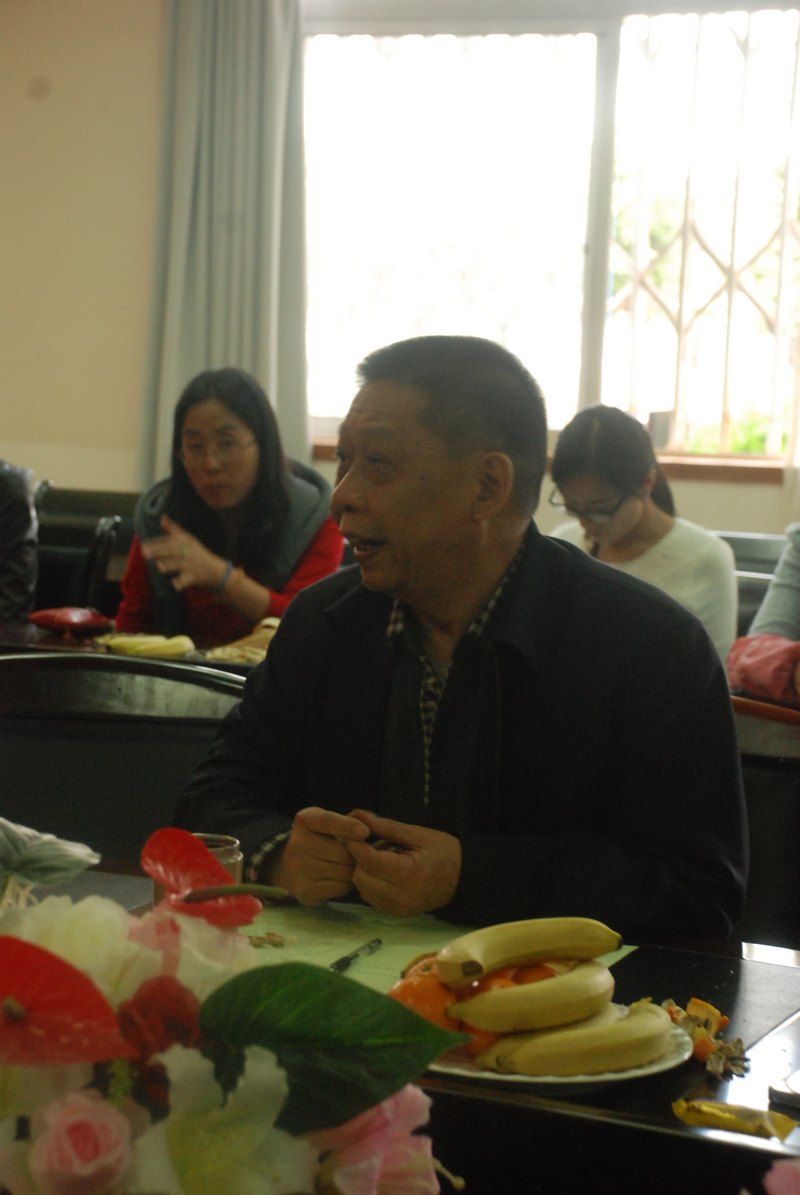 女教職工歡聚一堂,共話“三八”國際勞動婦女節