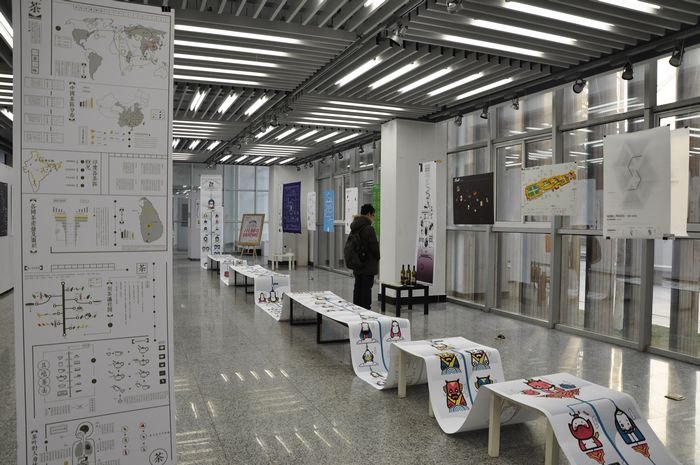 設(shè)計(jì)學(xué)院舉辦“讀圖時代--平面設(shè)計(jì)課程展”