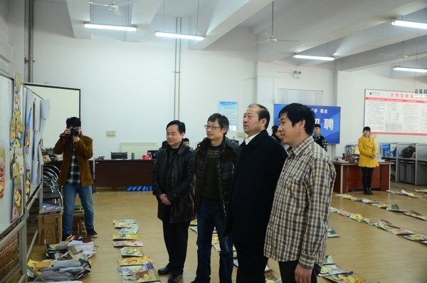 副院長崔斌視察許昌學院省外藝術(shù)類專業(yè)閱卷現(xiàn)場