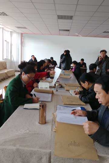 本學期考試工作檢查和評估如期完成