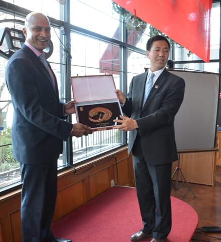 【加拿大中國青年領袖訓練營報道四十七】小河淌水,青春飛揚,銘刻維多利亞結業典禮