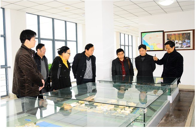 張策華副院長帶隊赴南通大學考察校園管理