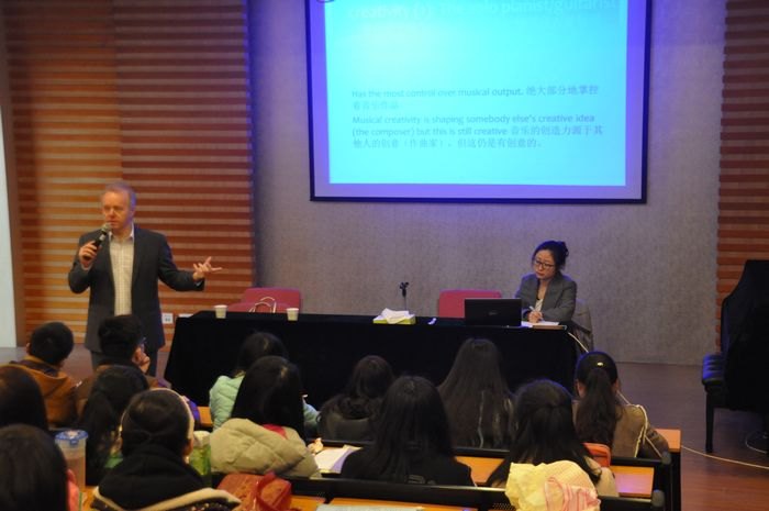 倫敦城市大學Stephen Cottrell教授到訪南京藝術學院推進聯合辦學項目