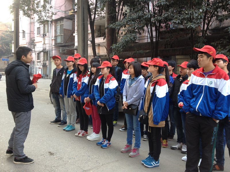 送暖敬老院 傳遞正能量