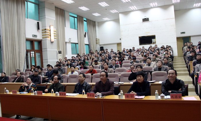 警醒每一步 走好人生路——自治區檢察院職務犯罪預防局張堅局長到廣西師范學院作反腐倡廉專題報告