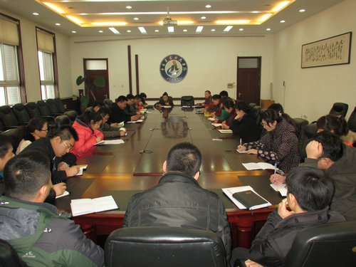 吉林農業科技學院召開黨的群眾路線教育實踐活動系列座談會吉林農業科技學院召開黨的群眾路線教育實踐活動系列座談會