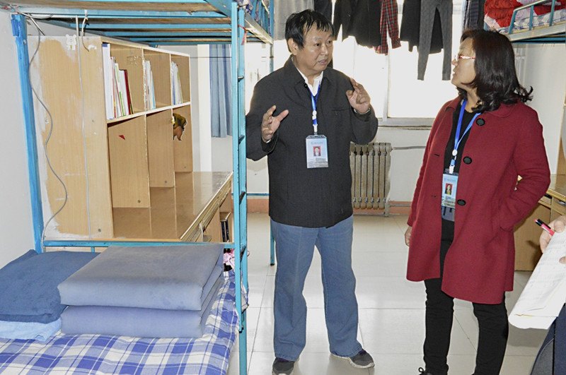 學院開展學生社區生活秩序大檢查