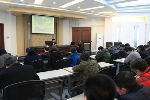 吉林農業科技學院黨委理論中心組舉行教育實踐活動專題學習會議吉林農業科技學院黨委理論中心組舉行教育實踐活動專題學習會議