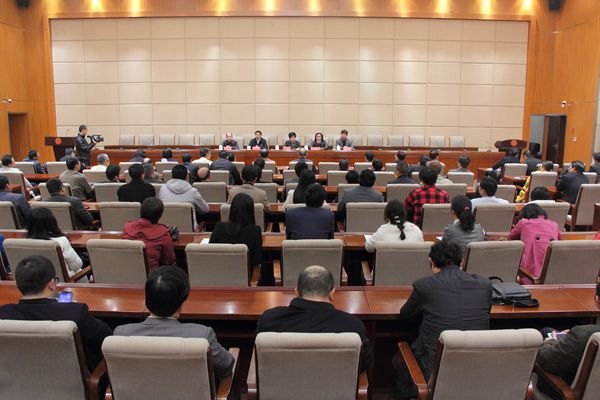 景德鎮(zhèn)陶瓷學(xué)院領(lǐng)導(dǎo)班子調(diào)整  江偉輝同志任景德鎮(zhèn)陶瓷學(xué)院院長、黨委副書記