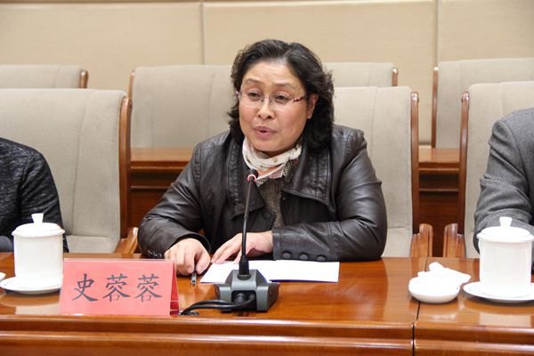 景德鎮(zhèn)陶瓷學(xué)院領(lǐng)導(dǎo)班子調(diào)整  江偉輝同志任景德鎮(zhèn)陶瓷學(xué)院院長、黨委副書記