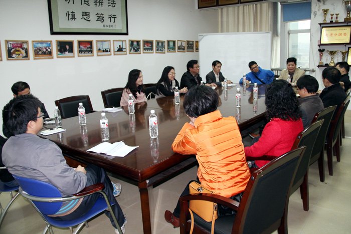 右江民族醫學院鄧硯副書記一行來廣西師范學院考察交流思想政治理論課建設工作