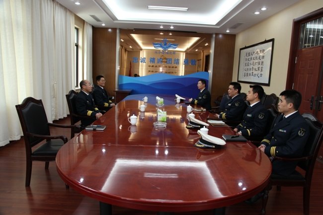 海醫系領導赴海軍上海水警區參觀交流