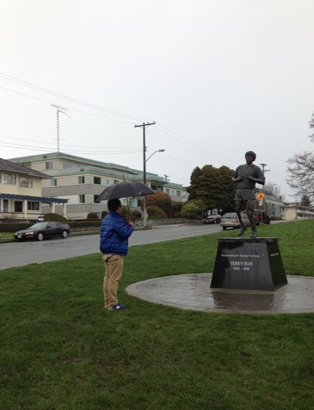【加拿大中國青年領袖訓練營報道五十三】馬拉松義跑的領航人,Terry Fox,用生命詮釋希望